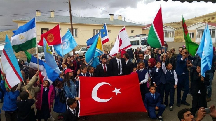 Erzurum’dan Erzincan’a Türk Dünyası Köprüsü