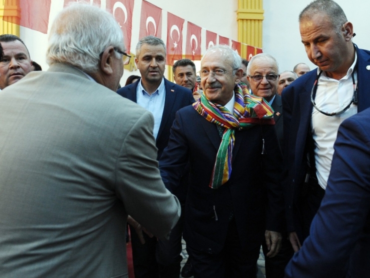 “Cumhurbaşkanı Olacağım” Diyen Çocukla Chp Genel Başkanı Kılıçdaroğlu’nun İlginç Diyalogu