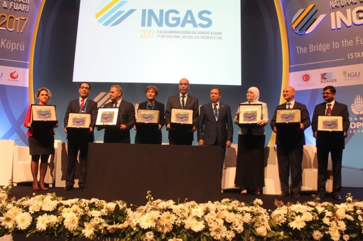 Enerji Bakanı Berat Albayrak’tan Doğalgaz Müjdesi