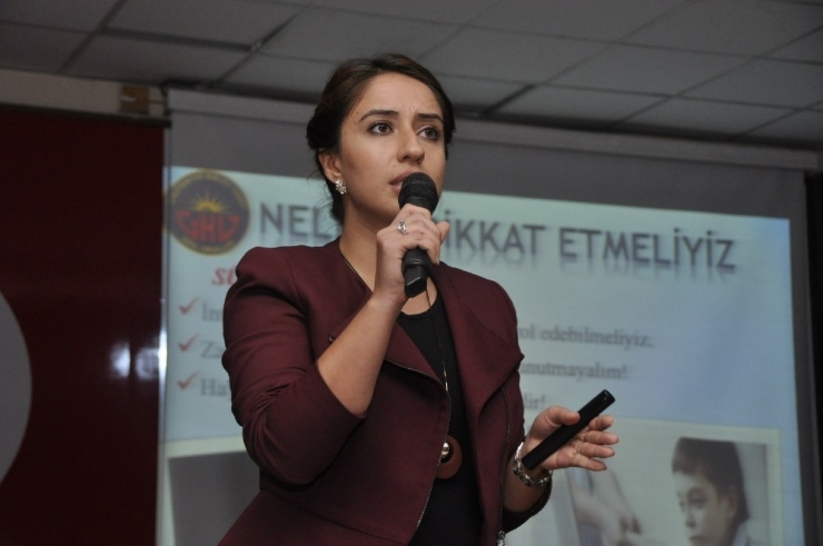 Gkv’de Güvenli İnternet Konusu Gündeme Taşındı