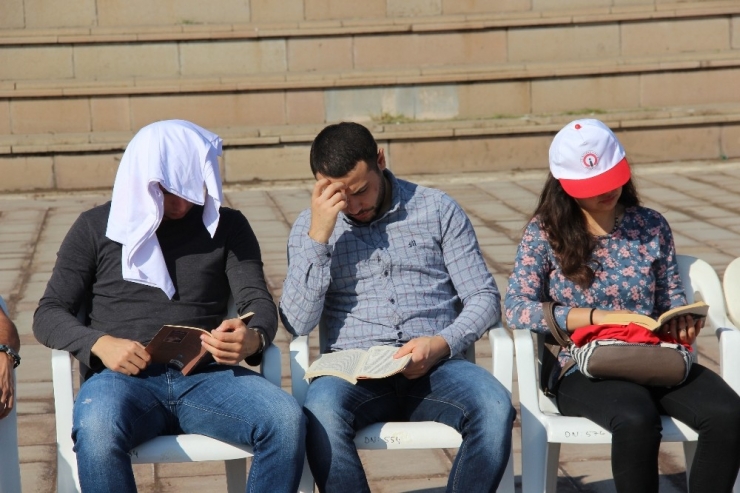 İskenderun’da Okuma Şenliği Düzenlendi