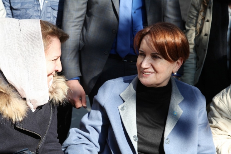 Akşener: “Ahlat’a Yerleşme Nedenim Buralara Dikkat Çekmek”