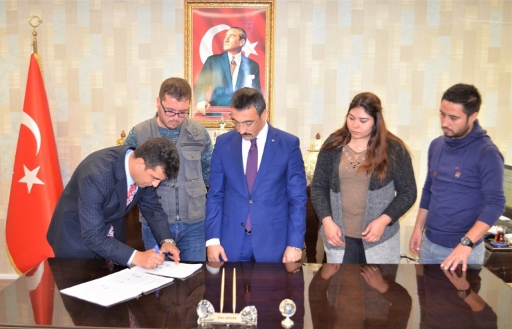 Kalemi Güçlü Gençlere Yeni Fırsat