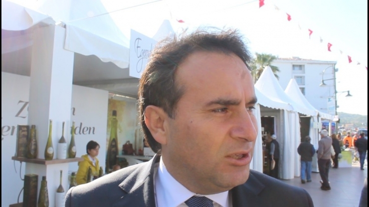 Ayvalık’ta 13. Zeytin Pazarı Açıldı