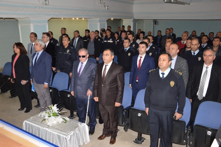 Bekir Akdeniz: “Biz Aslında Görüyoruz”