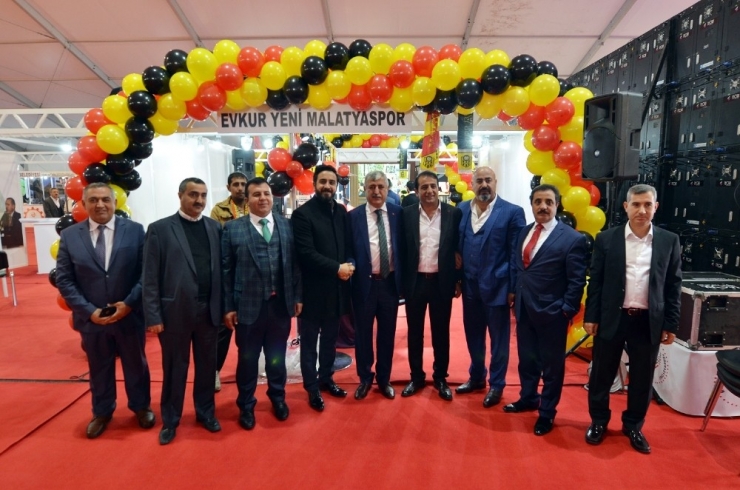 Yeşilyurt Belediyesi ‘Malatya Tanıtım Günleri’nde Stant Açtı