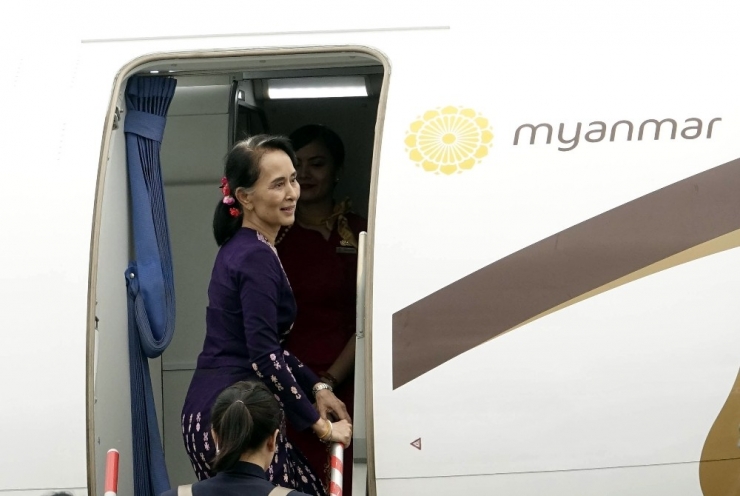 Myanmar Lideri Suu Kyi, Rakhine Eyaletini Ziyaret Etti