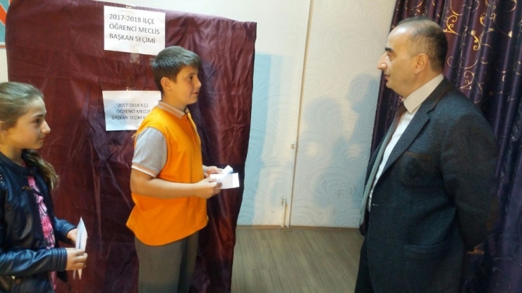 Fatsa’da Öğrenci Meclisi Başkanlığı Seçimi