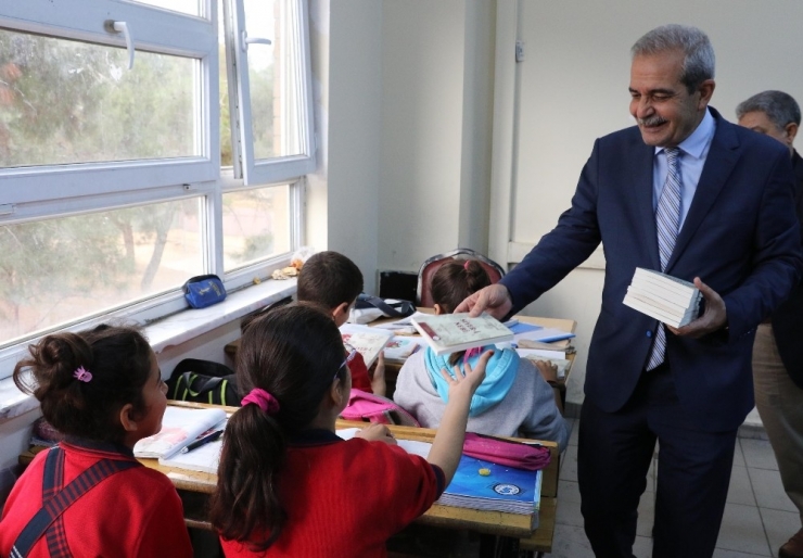 Demirkol Öğrencilere Deneyimlerini Paylaştı