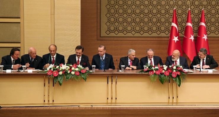 “Türkiye’nin Otomobili” İçin İmzalar Atıldı