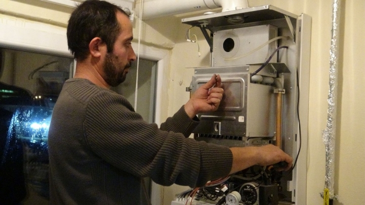 Uzmanlardan Kış Gelmeden Kombilere Bakım Önerisi