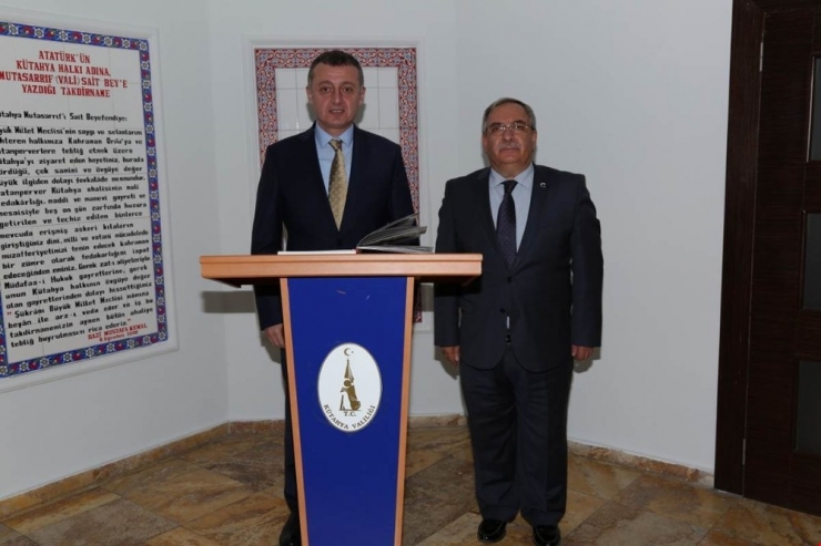 Bilecik Ve Kütahya Valileri Bir Araya Geldi