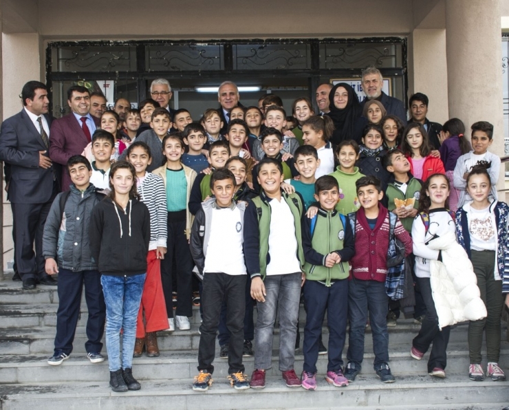 Van’da ‘Güvenli Okul Güvenli Eğitim’ Çalışması