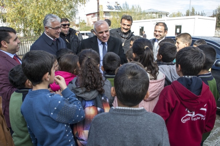 Van’da ‘Güvenli Okul Güvenli Eğitim’ Çalışması