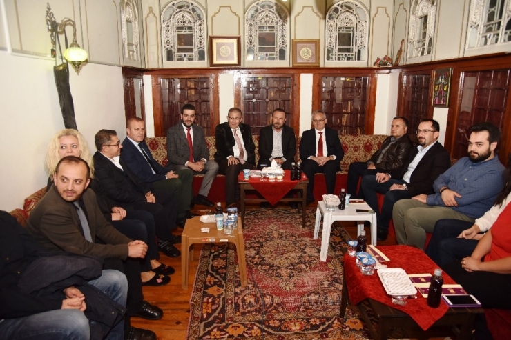 Başkan Doğan Tıpçılarla Bir Araya Geldi