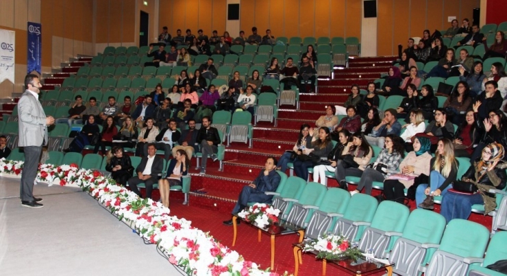 Adü Kitap Fuarı Yazarları Ağırlamaya Devam Ediyor