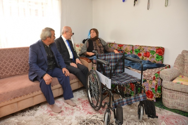 Altıeylül Belediyesi Engelleri Ortadan Kaldırdı