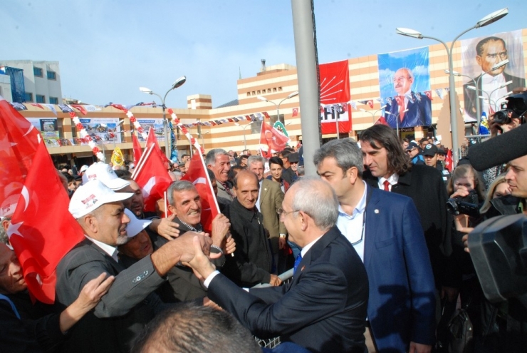 Kılıçdaroğlu: "Ayrım Yapmadan Hizmet Edeceksiniz"
