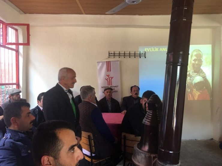 Erbaa’da Kahvehanelerde Aile Eğitimi