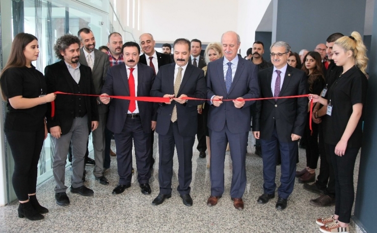 Gaün’nde Türk Halk Çalgıları Sergisi Büyük İlgi Gördü