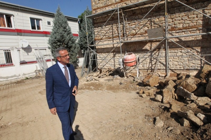 400 Yıllık Tarihi Su Dolabı Hayat Buluyor