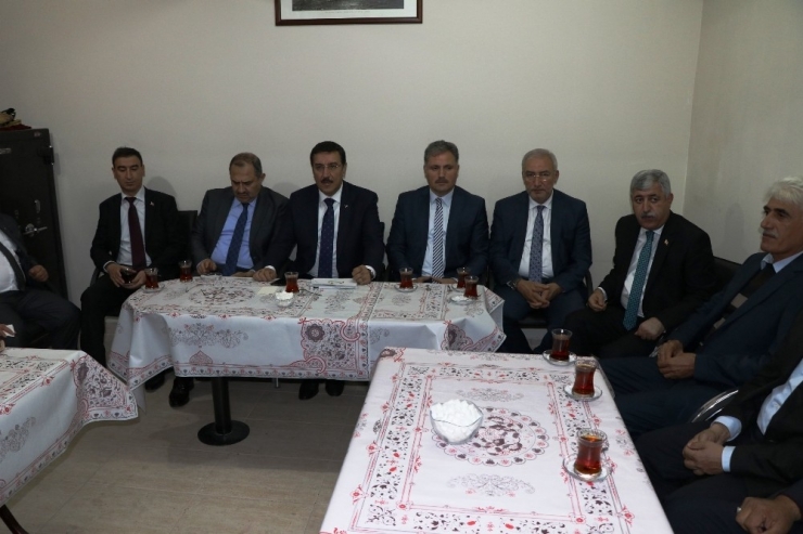Bakan Tüfenkci Ziraat Odası Başkanları İle Buluştu