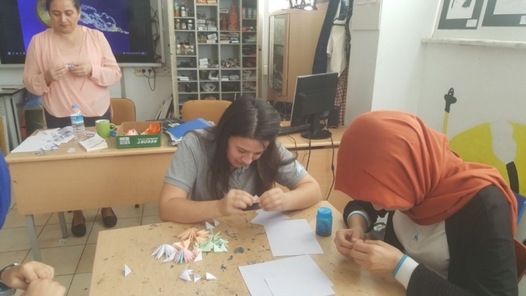 Kepez’den Öğrencilere ‘Origami’ Eğitimi