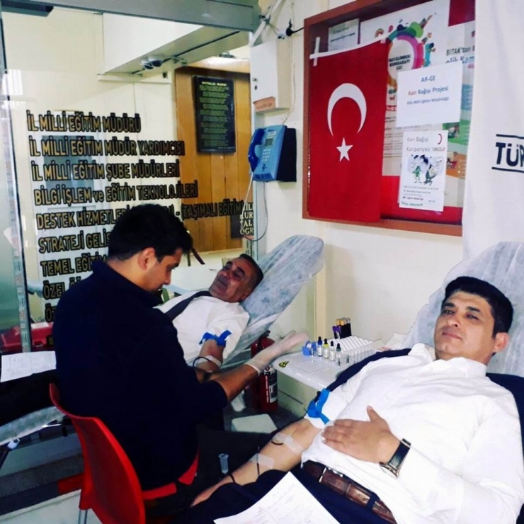 Milli Eğitim Personelinden Kan Bağışı