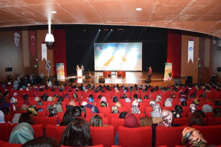 6. Uluslararası Aşıkpaşa Şiir Şöleni Düzenlendi