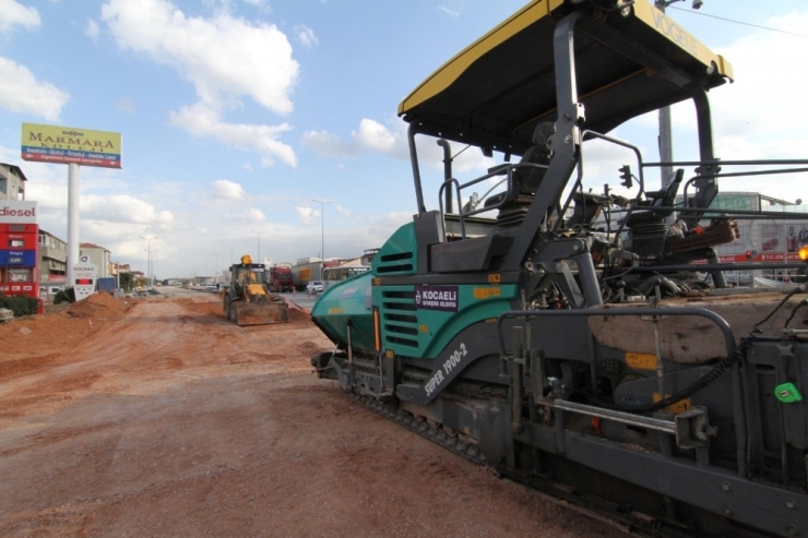 Genel Sekreter Bayram, Otogar Ve Köseköy Kavşaklarını İnceledi