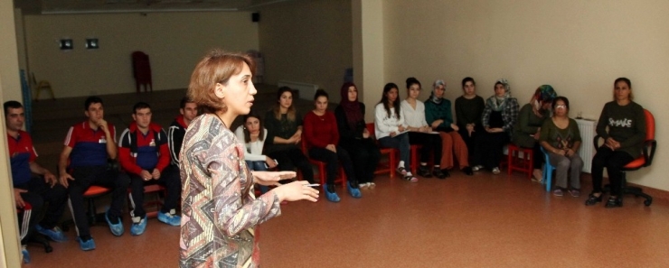 Kreş Ve Anaokulu Çalışanlarına Hijyen Eğitimi