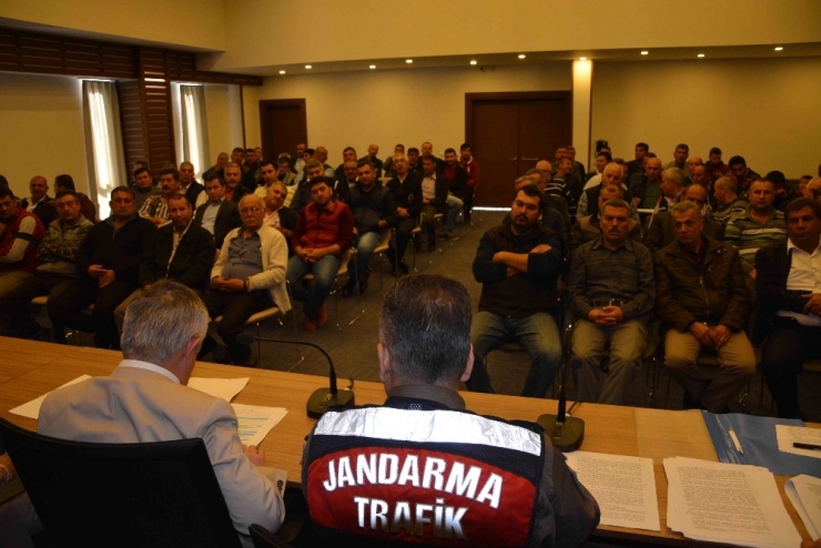 Ortaca’da Servis Şoförlerine Değişen Yönetmelik Anlatıldı