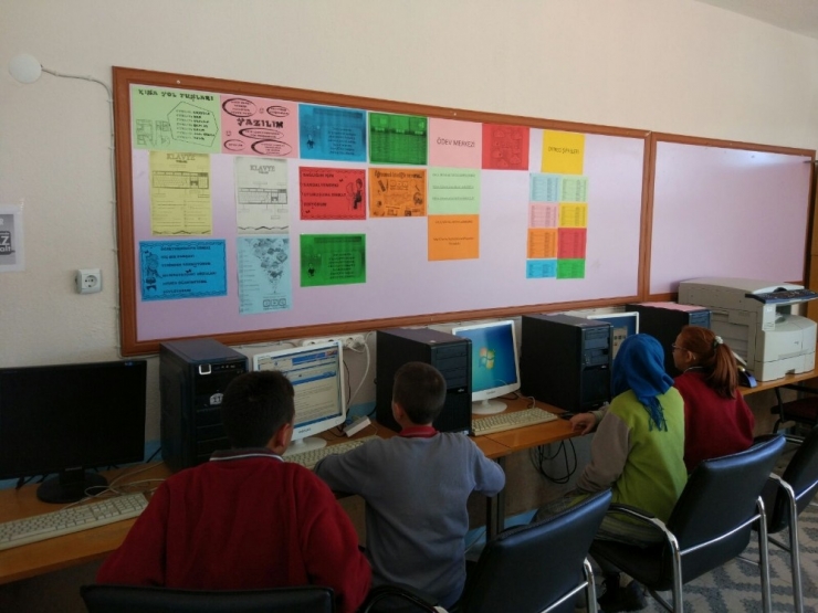 Pazarlar’a ’Ödev Merkezi’