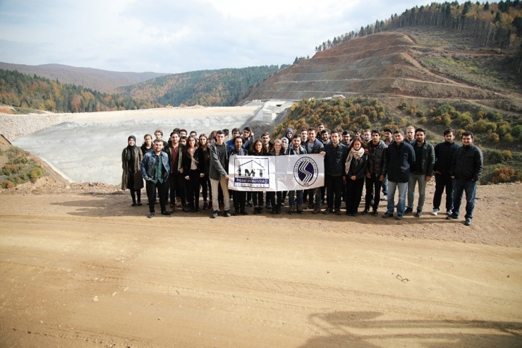 Geleceğin Mühendisleri Akçay Barajı’nı Gezdi