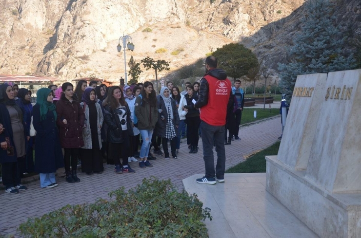 Üniversiteli Gençlerden Amasya Tarihine Yolculuk