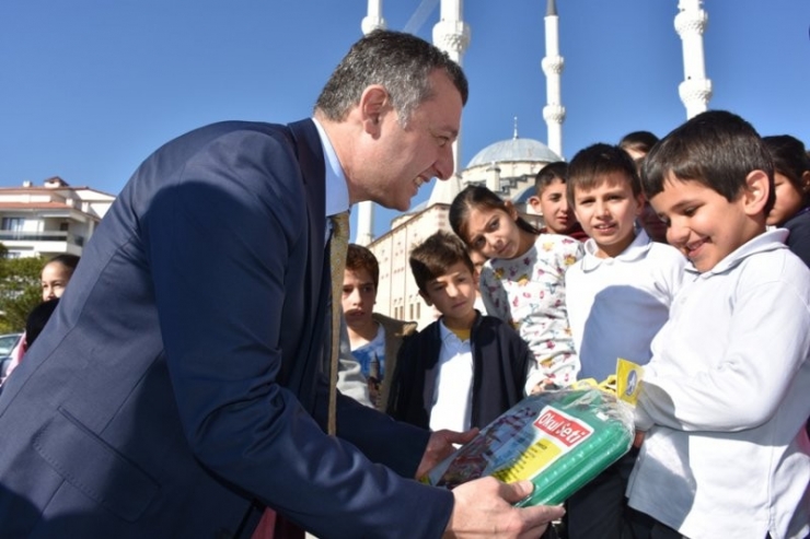 Vali Büyükakın’ın Okullara "Güvenli Okul Projesi" Ziyareti