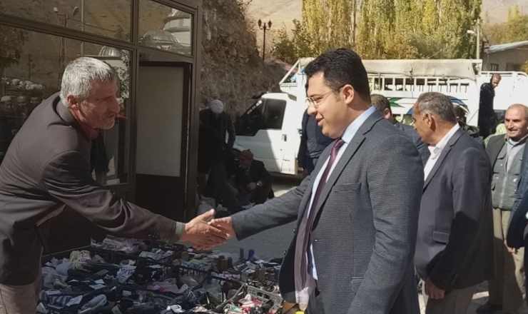 Bahçesaray Halk Pazarı, 28 Yıl Aradan Sonra Açıldı