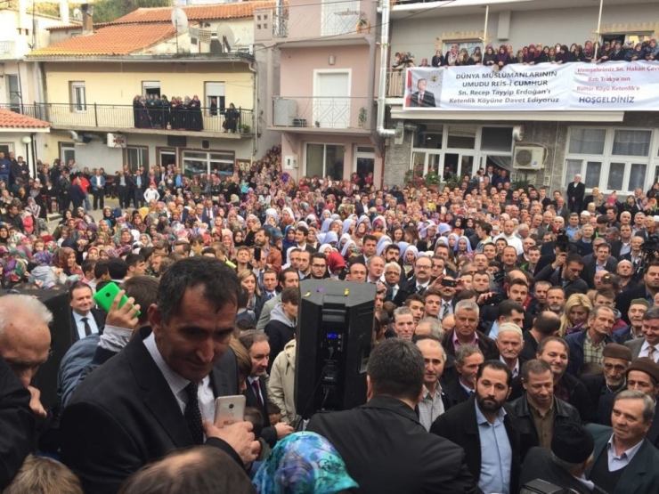 Başbakan Yardımcısı Çavuşoğlu’na Doğduğu Köyde Coşkulu Karşılama