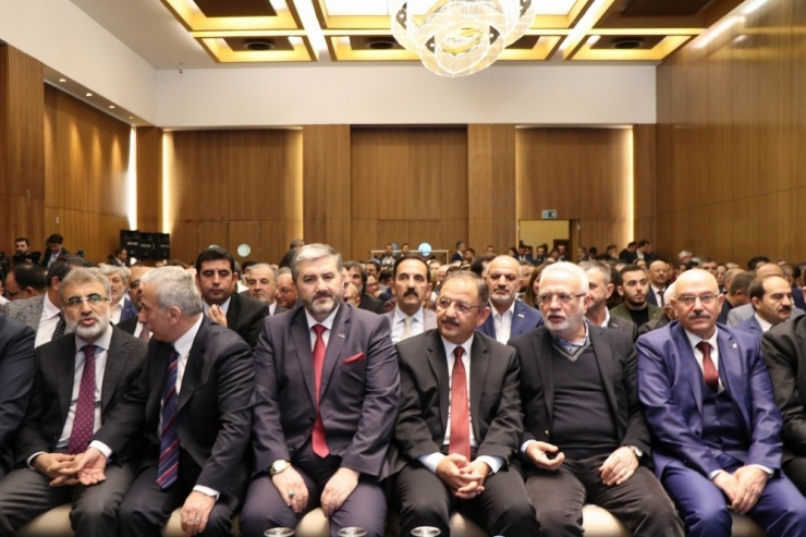 Bakan Özhaseki: "Şehirleri Hep Beraber Ortak Bir Sorumluluk İle Mahvetmişiz"