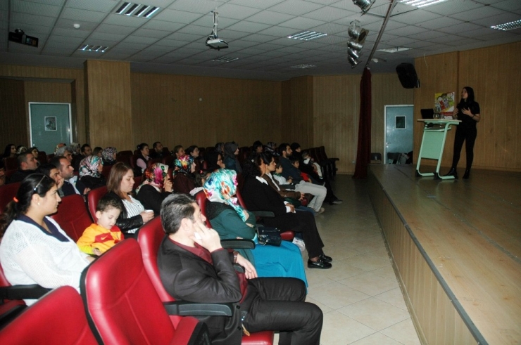 Van’da “Okul Öncesi Dönemde Beslenme” Semineri