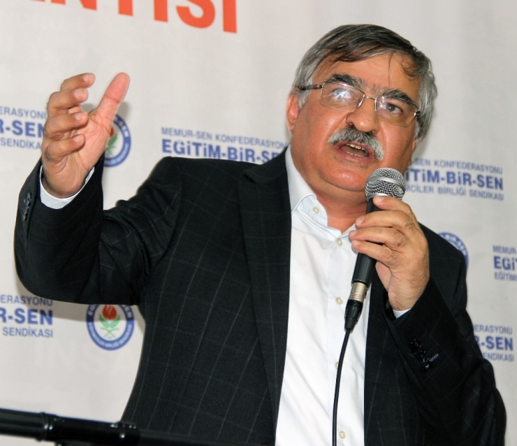 Eğitim Bir-sen Genel Başkan Vekili Latif Selvi;