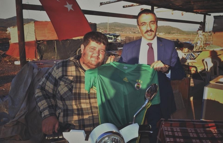 Engelli Vatandaşa Doğum Günü Sürprizi