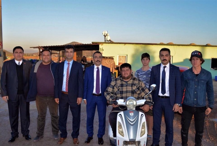 Engelli Vatandaşa Doğum Günü Sürprizi