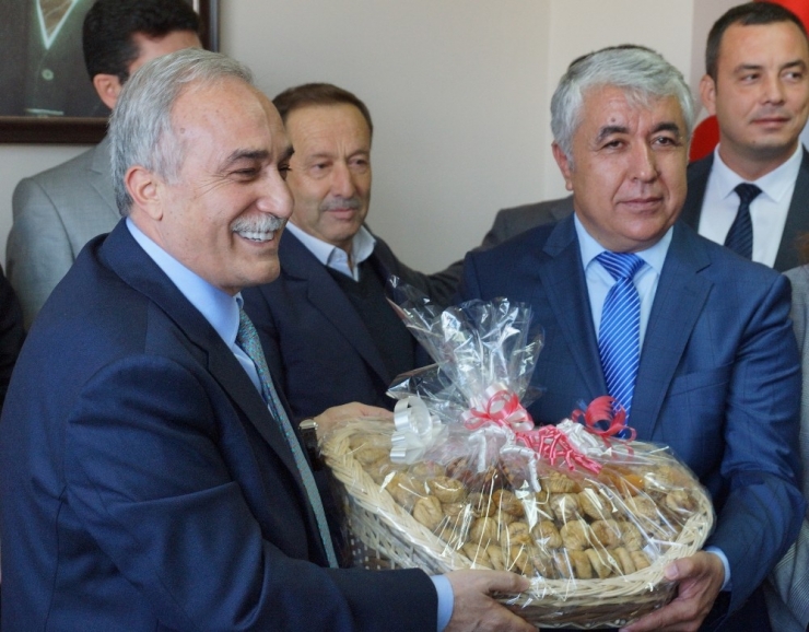 Bakan Fakıbaba: "Yemediğim Bir Eti Başkasına Yedirmem"