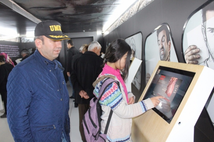 Narkotik Eğitim Tırına Niğde’lilerden Yoğun İlgi