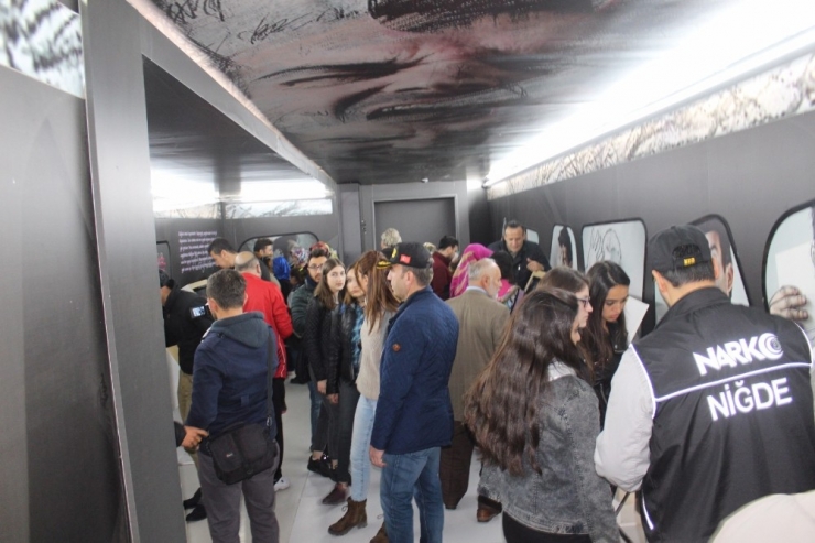 Narkotik Eğitim Tırına Niğde’lilerden Yoğun İlgi