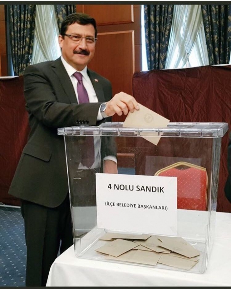 Ak Parti’nin Ankara Büyükşehir Belediye Başkan Adayı İçin Temayül Yoklaması