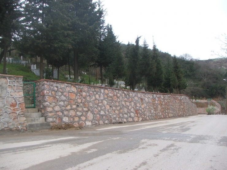 Kocaeli’de Mezarlıklar Elden Geçiyor