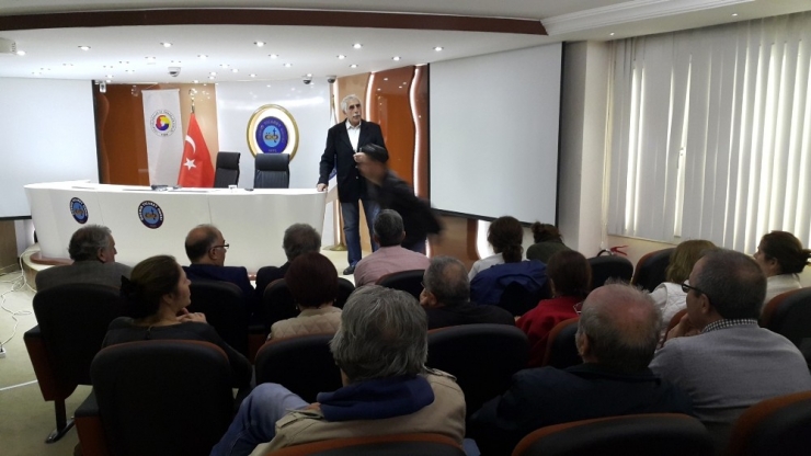 Arkeolog Evren: “Maalesef Define Avcıları Müzecilerden İleride”