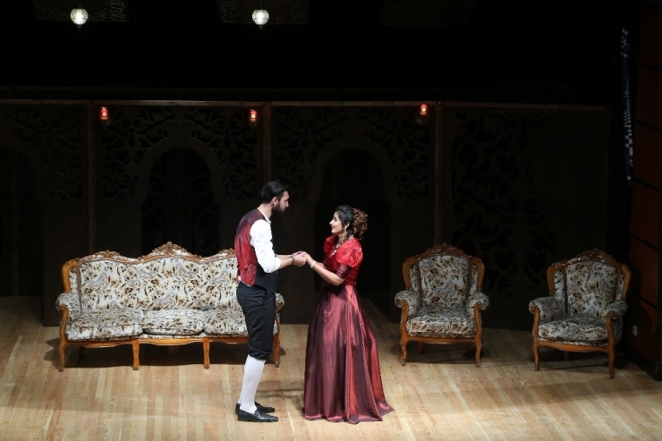 ’Cimri’ Adlı Tiyatro Oyunu Sergilendi